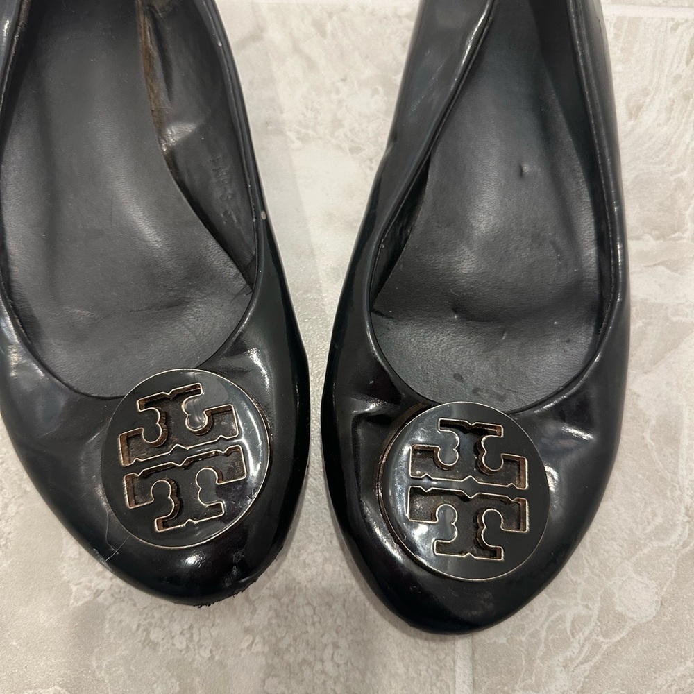 Tory Burch Black Flats with Logo Emblem